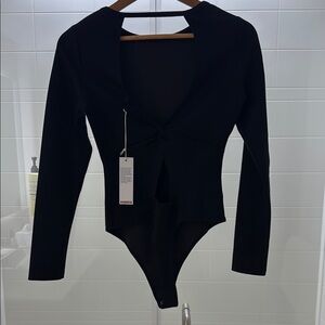 Hudson Jeans Fitted Black Long Sleeve Bodysuit